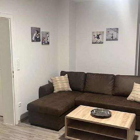 Eine Modern Renovierte Wohnung Mit Balkonterrasse. Lubbecke Esterno foto