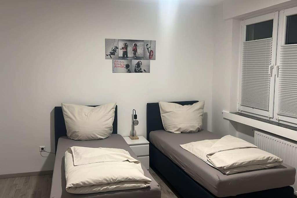 Eine Modern Renovierte Wohnung Mit Balkonterrasse. Lubbecke Esterno foto