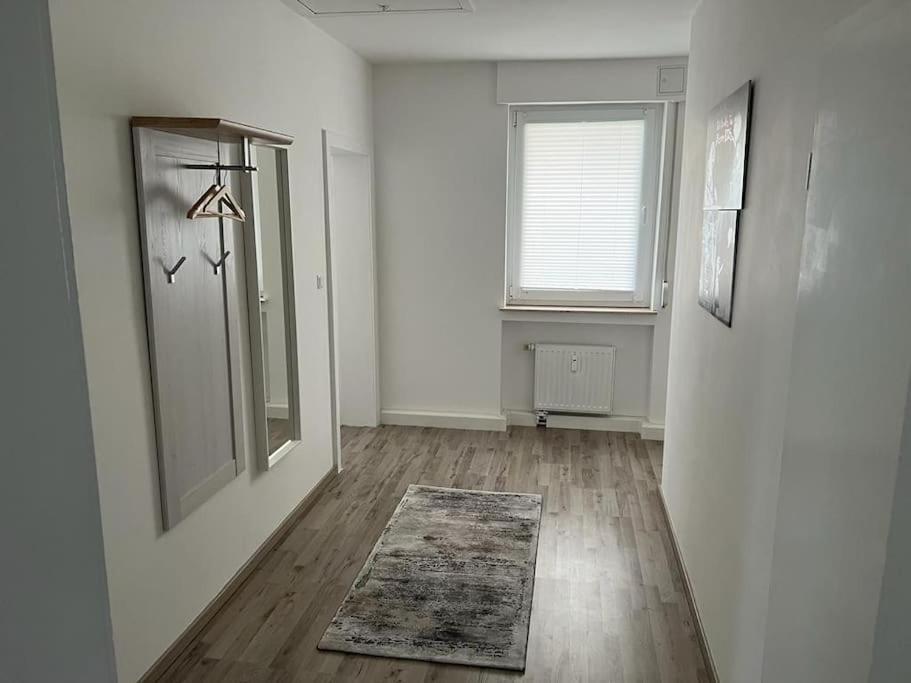 Eine Modern Renovierte Wohnung Mit Balkonterrasse. Lubbecke Esterno foto