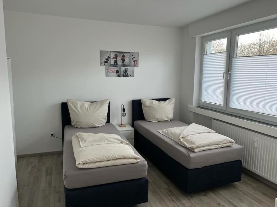 Eine Modern Renovierte Wohnung Mit Balkonterrasse. Lubbecke Esterno foto